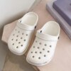 Crocs d'été pour hommes et femmes, chaussures à trous, pantoufles de plage pour hommes