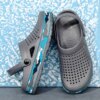 Crocs  de marque pour hommes, sandales décontractées, chaussures légères