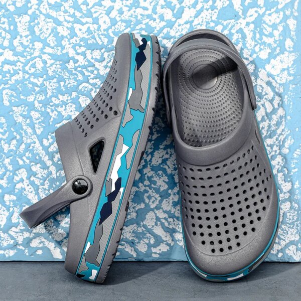 Crocs  de marque pour hommes, sandales décontractées, chaussures légères