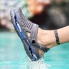Crocs  de marque pour hommes, sandales décontractées, chaussures légères